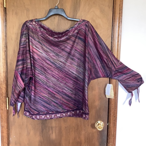 Relist3/25 NWT One World soft boho print detail tie detail top 3X - Picture 6 of 17